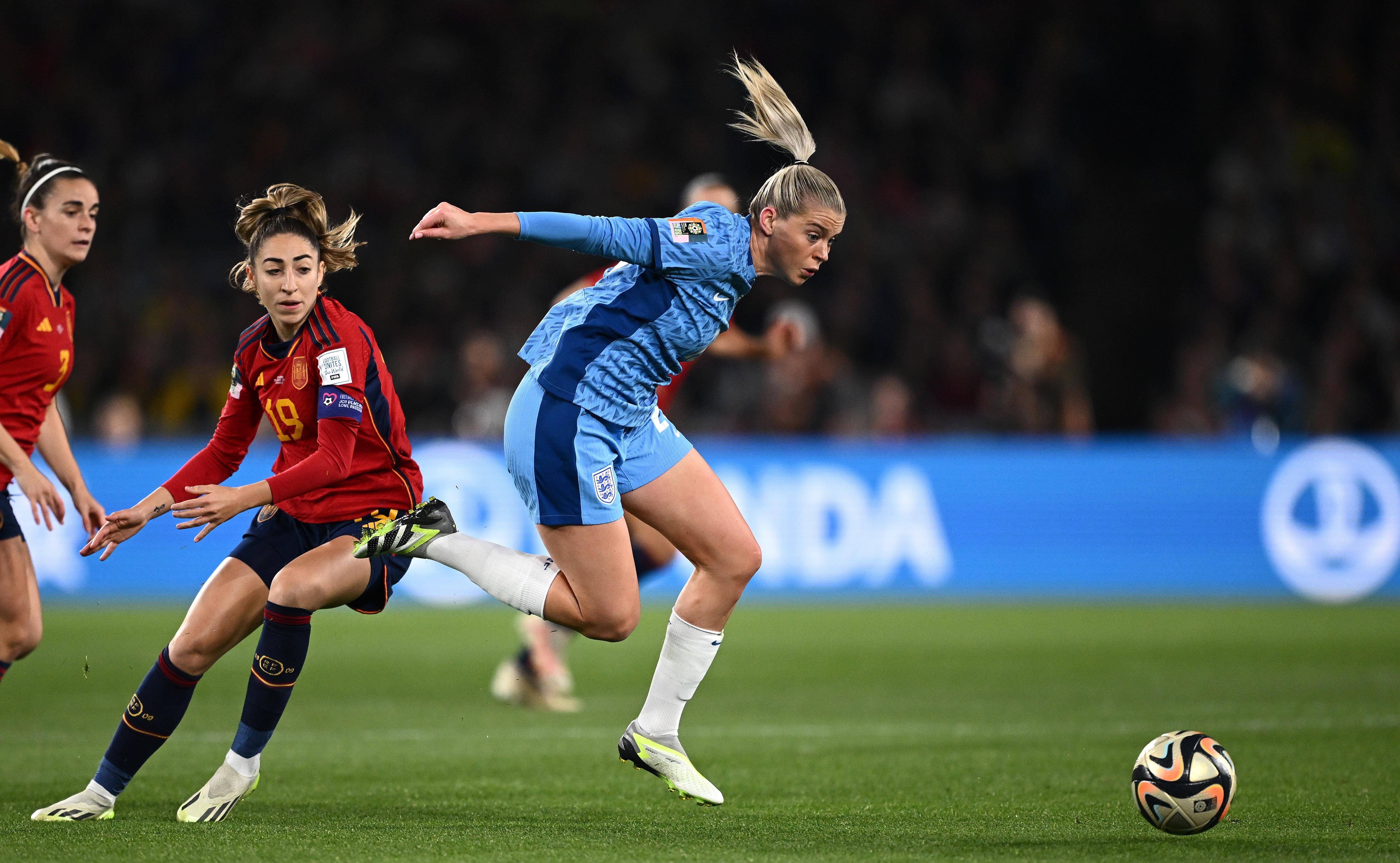 澳亚国际平台-关于国际足坛女运动员在对决中展现出色风采的信息