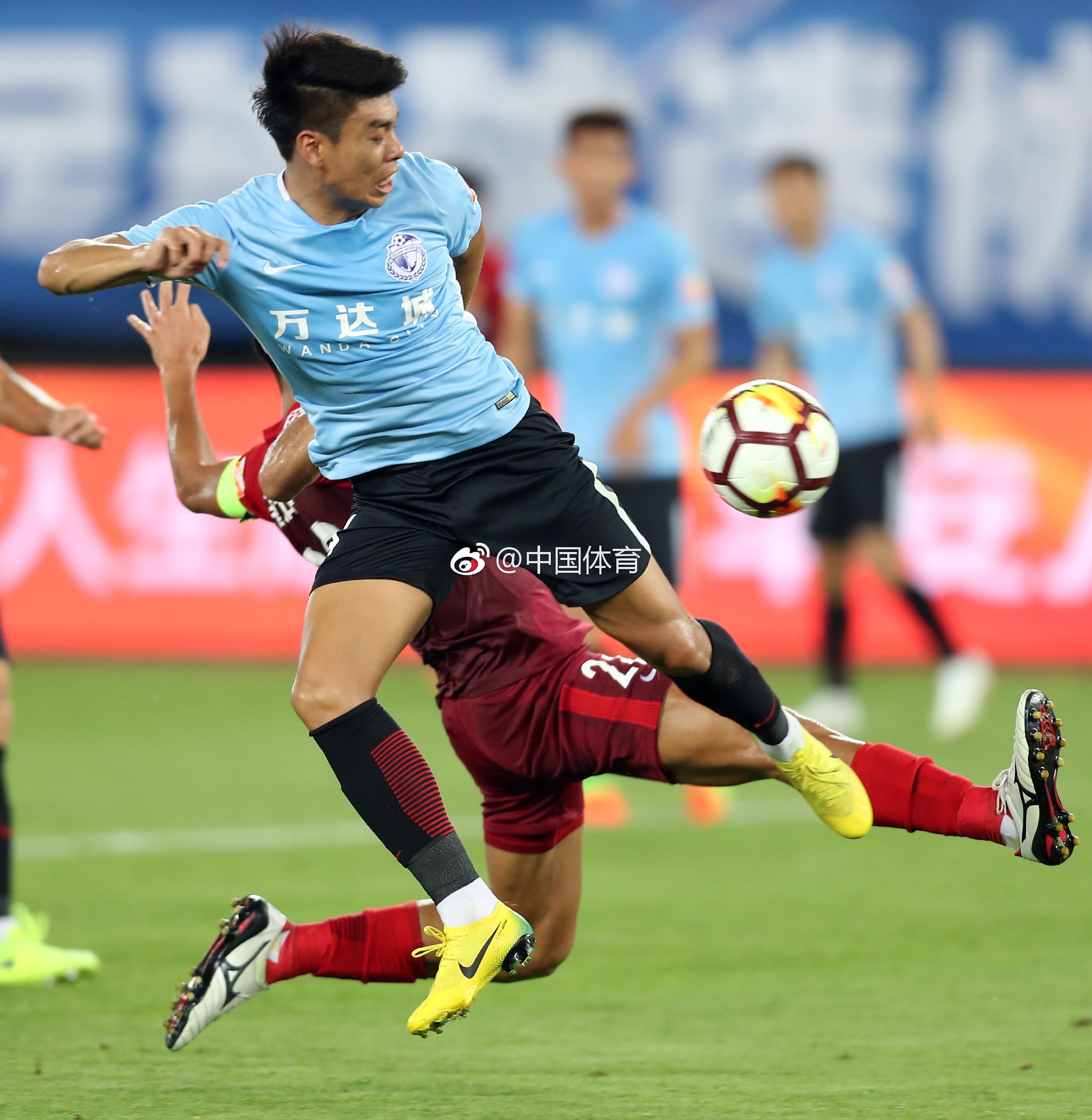 澳亚国际公司官网-包含大连足球盛宴：大连一方迎战河北华夏幸福的词条